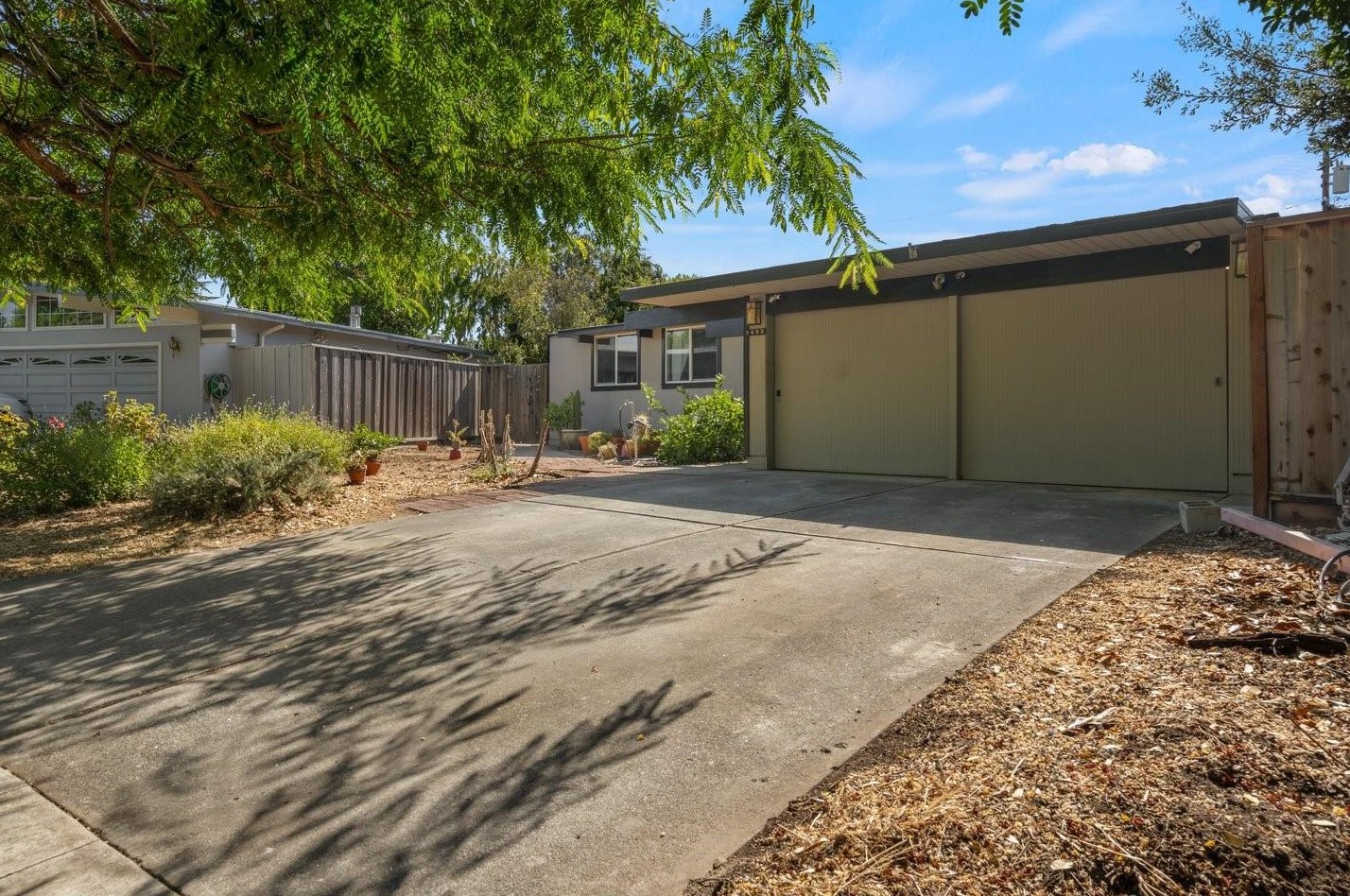 1493 Flicker Way, Sunnyvale, CA 94087-3411