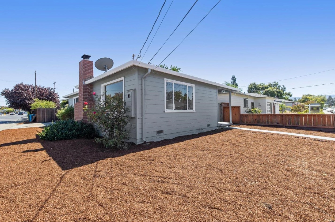 360 B St, Redwood City, CA 94063