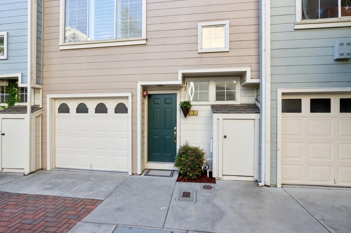 979 Pinto Palm Ter 7, Sunnyvale, CA 94087