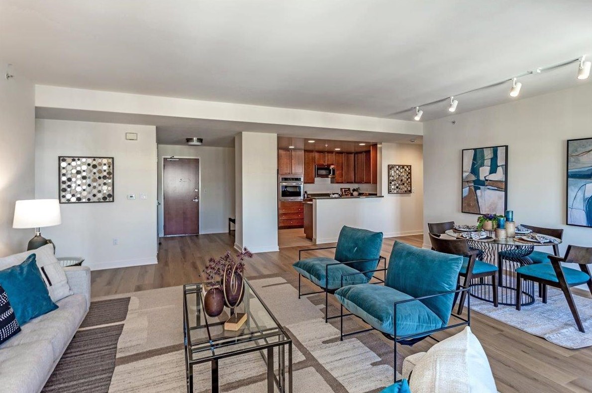 175 W Saint James St 1409, San Jose, CA 95110