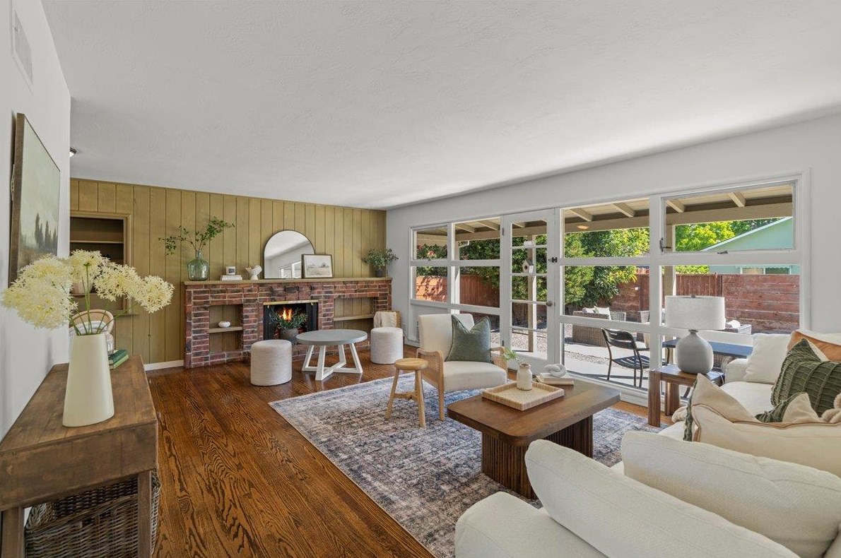 812 Monroe St, San Jose, CA 95128-3143