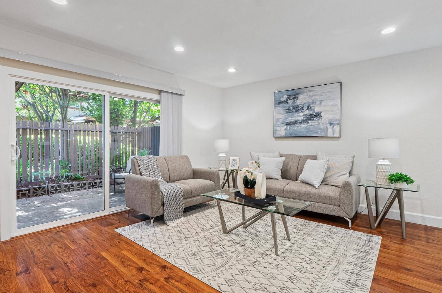 225 Red Oak Dr P, Sunnyvale, CA 94086