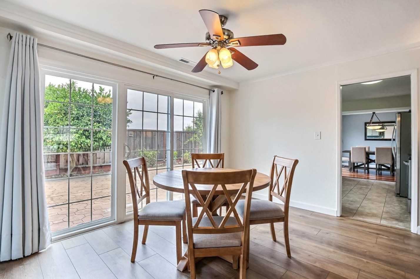 27889 Pebble Ct, Hayward, CA 94542
