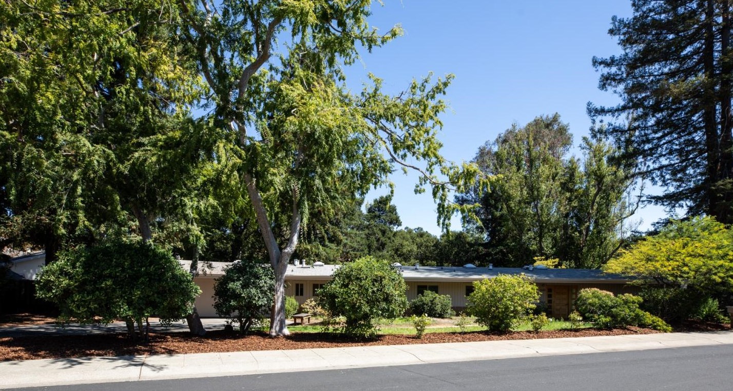 840 Miranda Green St, Palo Alto, CA 94306