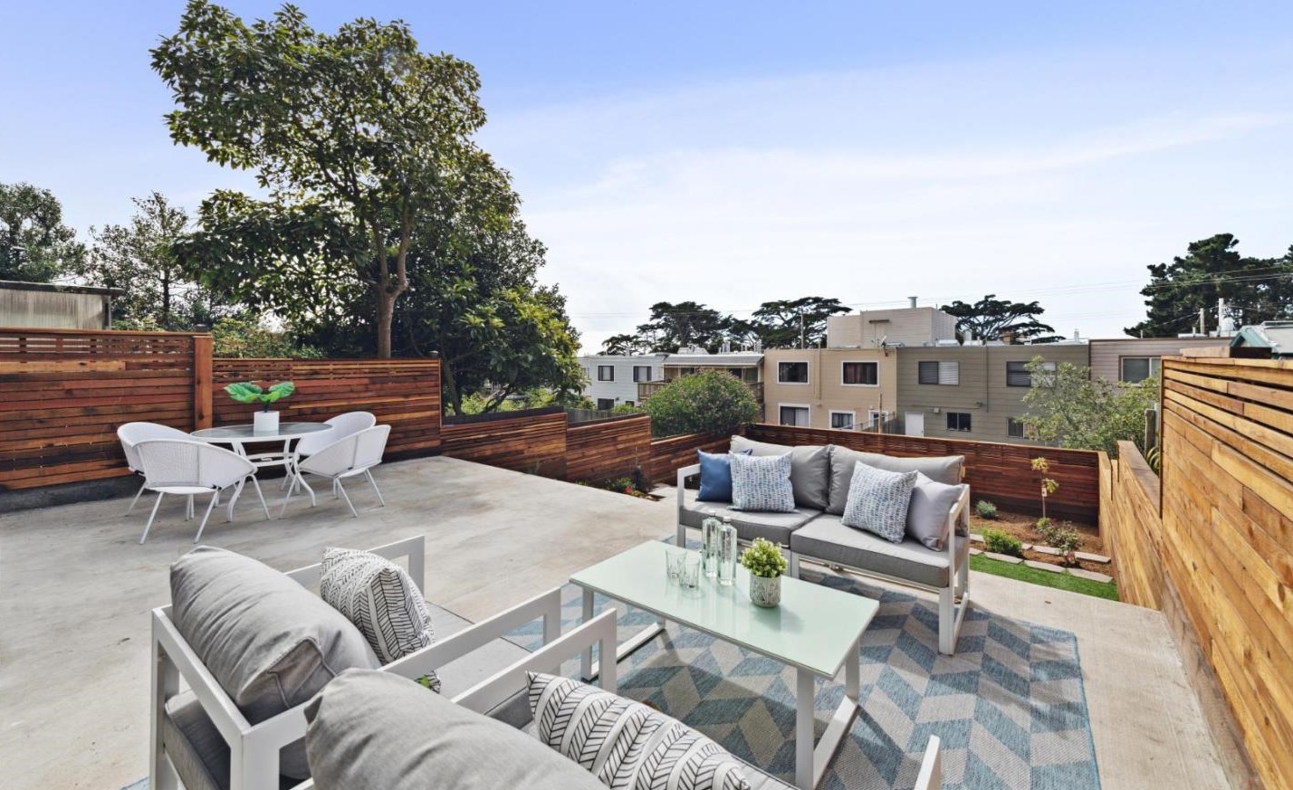 2035 35th Ave, San Francisco CA  94116-1112 exterior