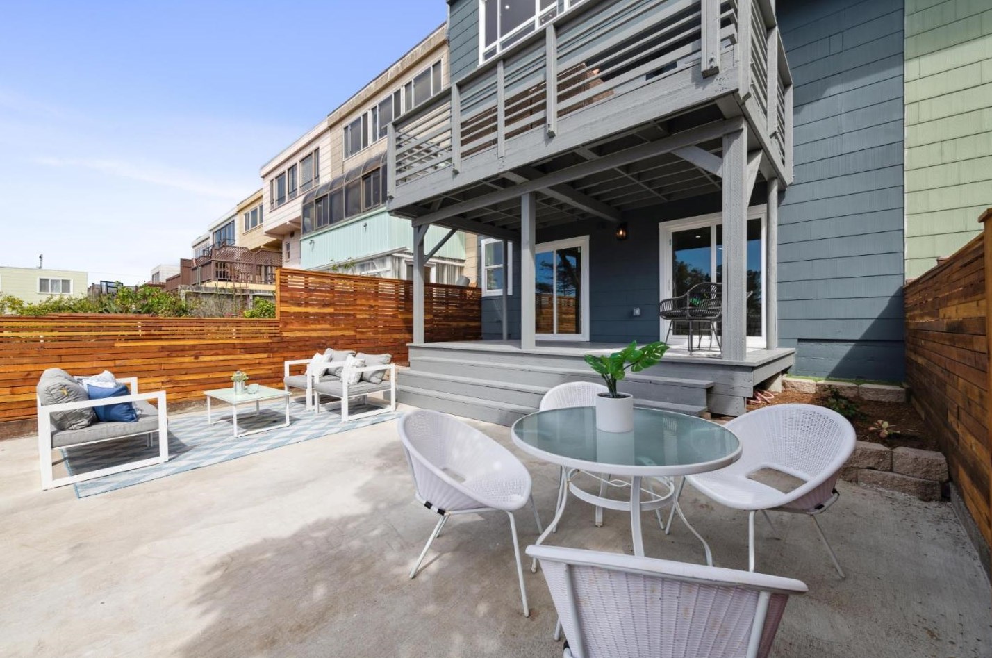 2035 35th Ave, San Francisco CA  94116-1112 exterior