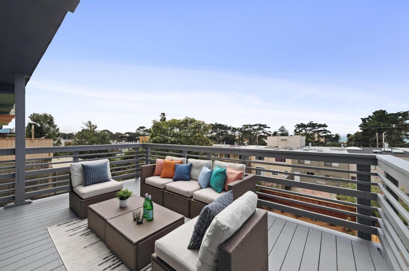 2035 35th Ave, San Francisco CA  94116-1112 exterior