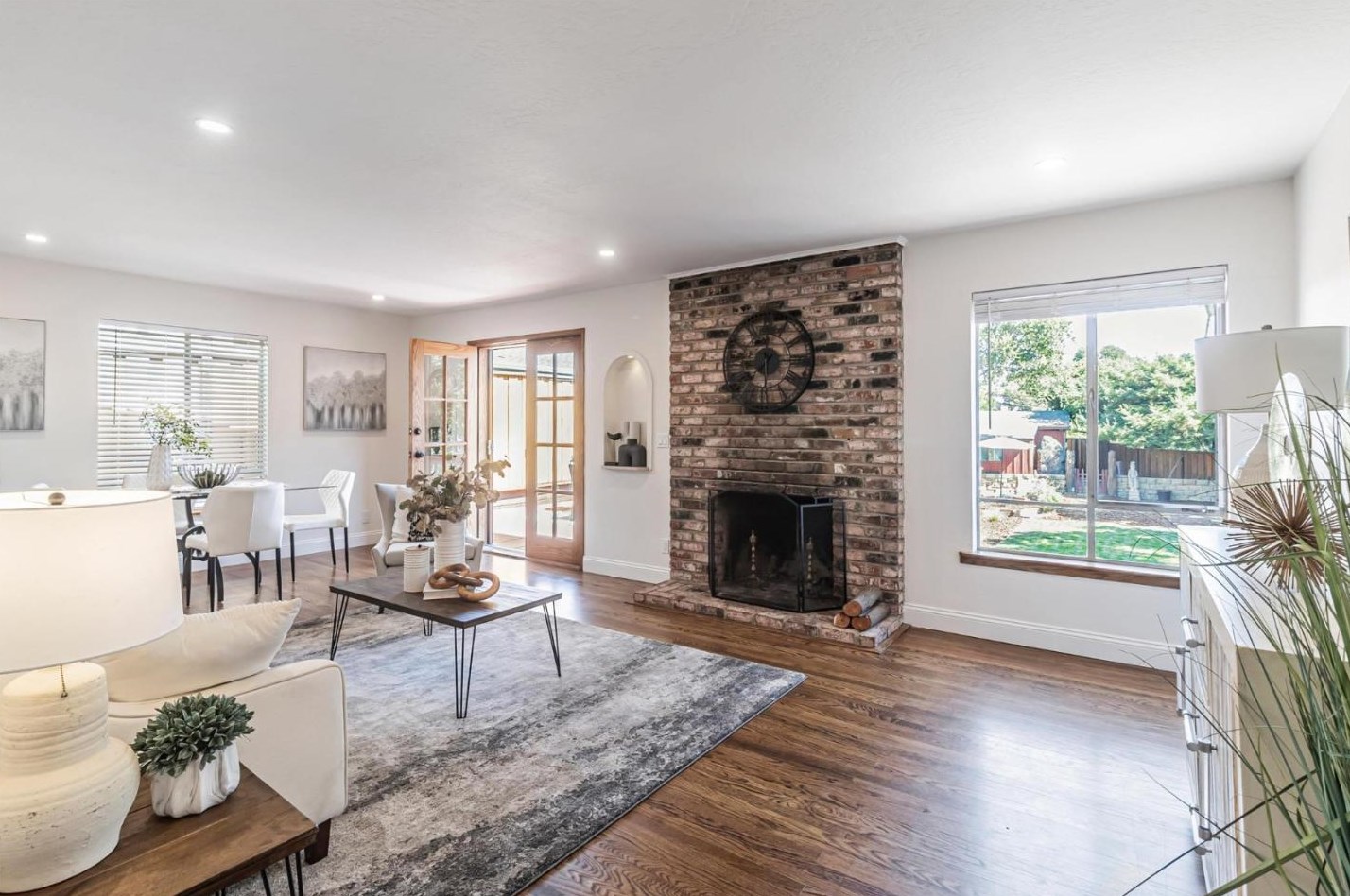 991 Pleasant Hill Rd, Redwood City, CA 94061