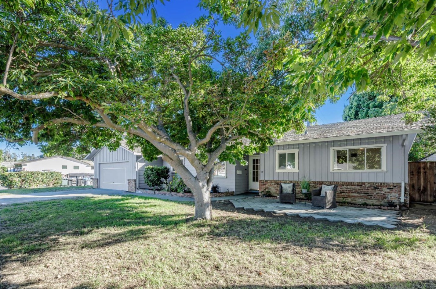 93 Paul Ave, Mountain View, CA 94041-2262