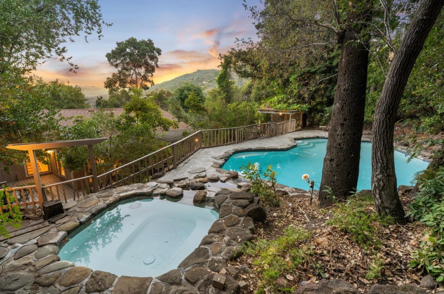 21235 Deepwell Ct, Saratoga, CA 95070