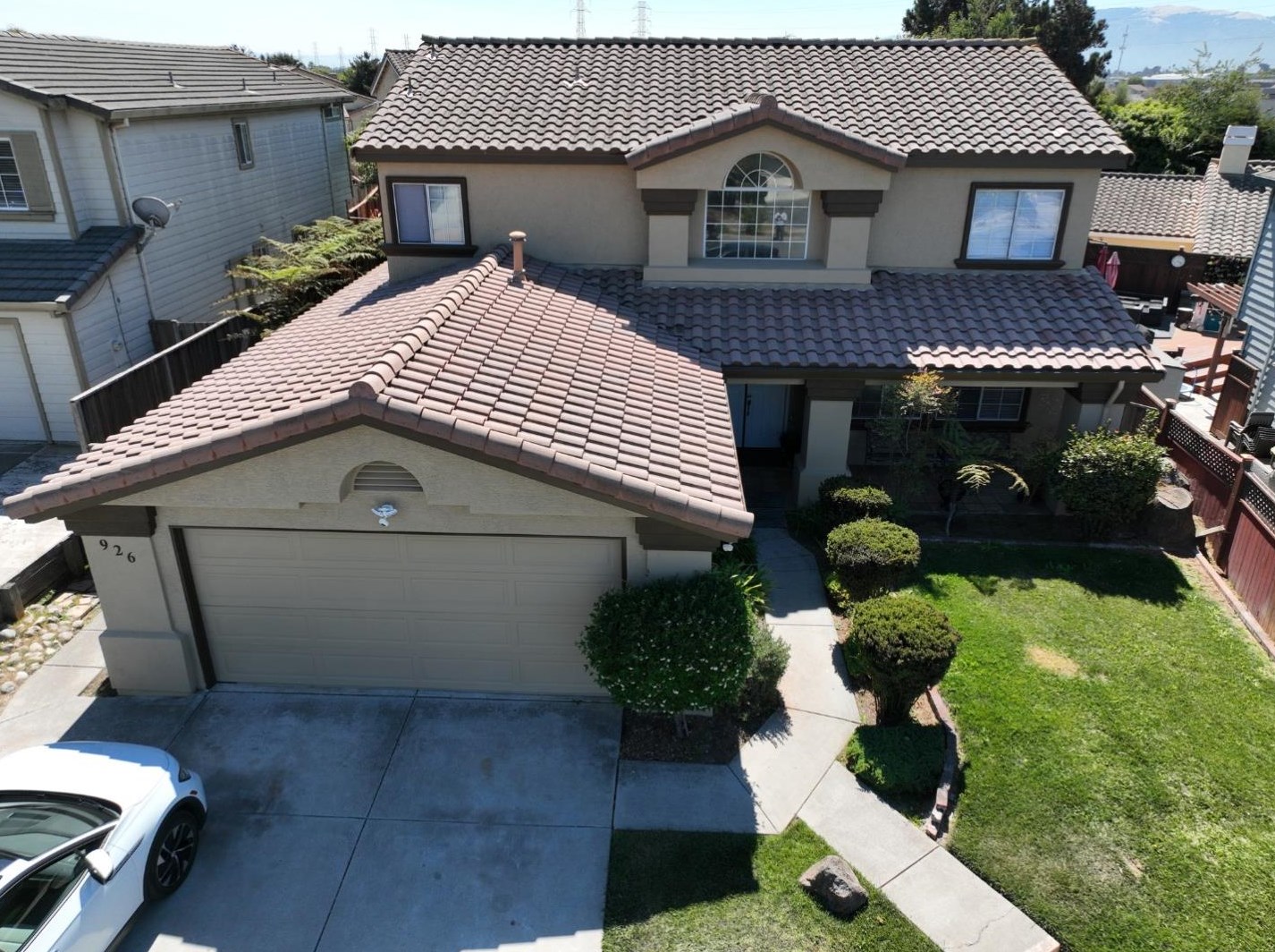 926 Sloat Dr, Salinas, CA 93907