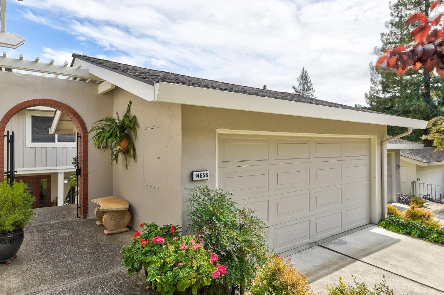 14656 Fieldstone Dr, Saratoga, CA 95070