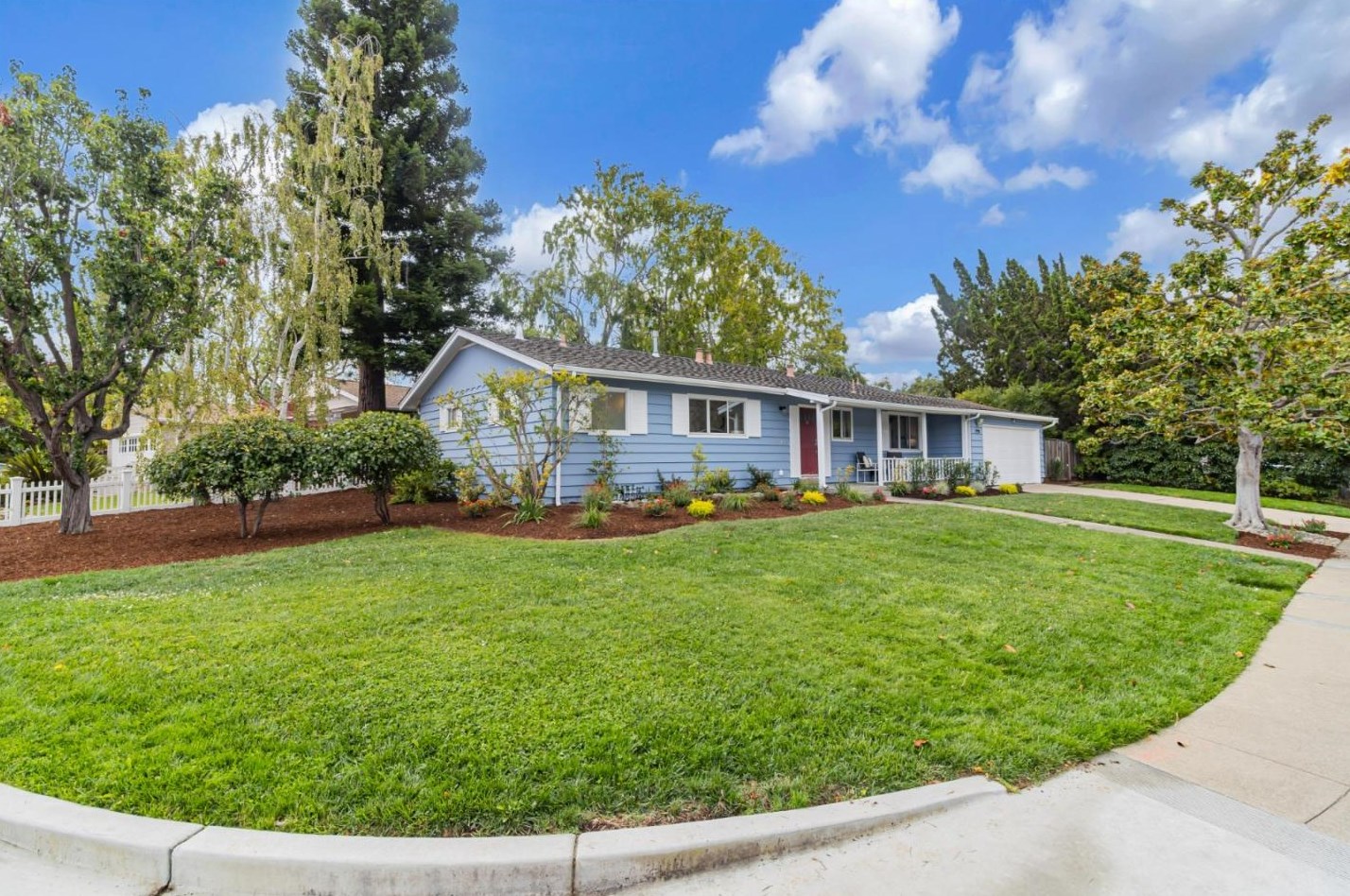 3715 Farm Hill Blvd, Redwood City, CA 94061