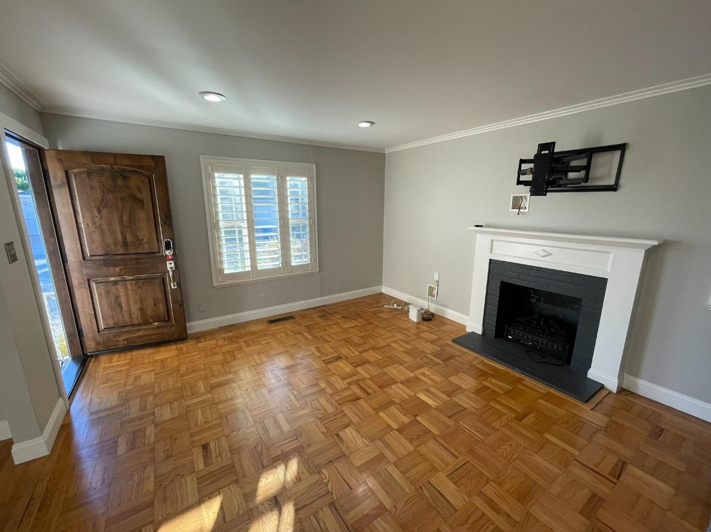 3709 Casanova Dr, San Mateo, CA 94403