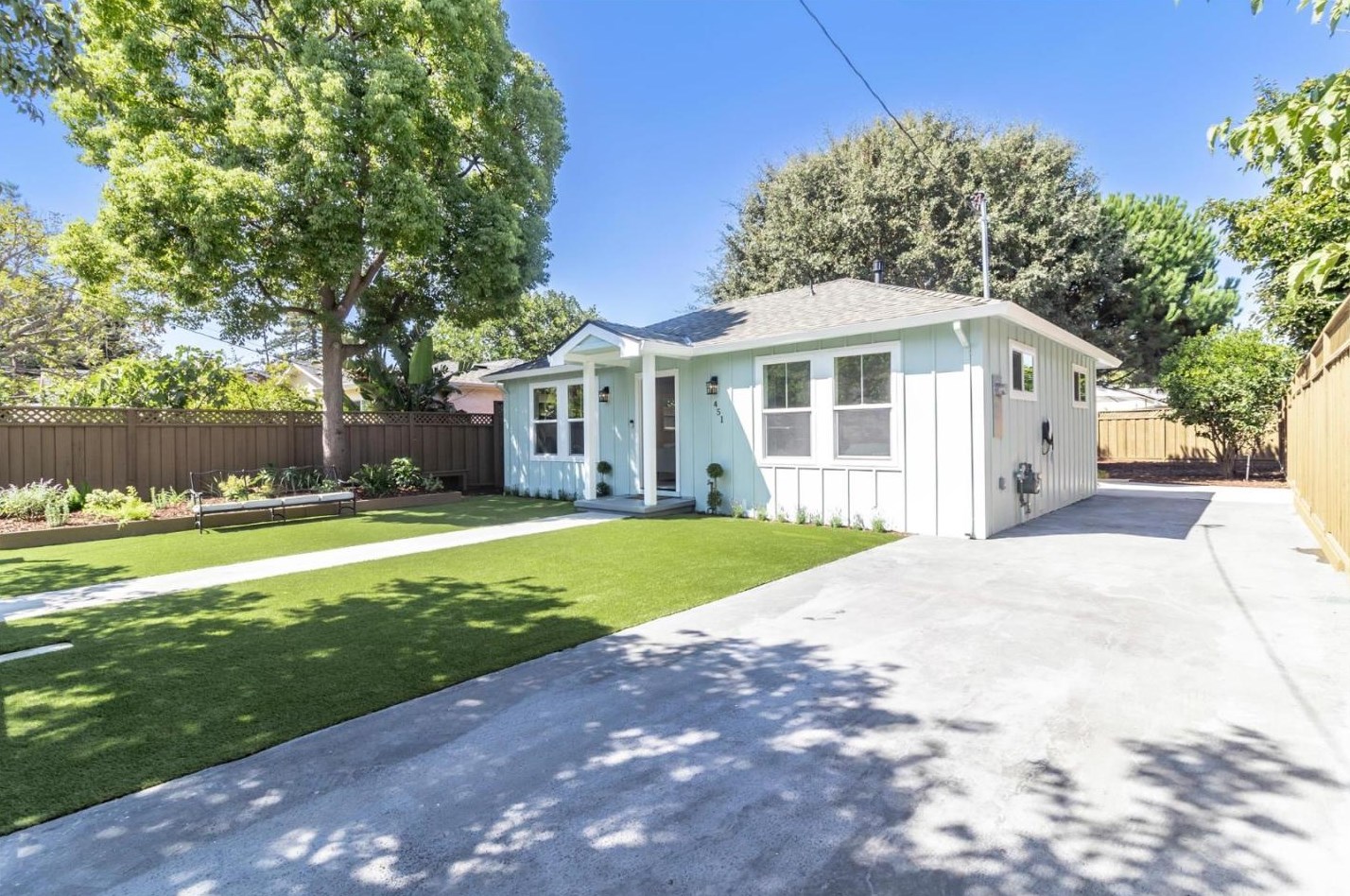 451 Fourth Ave, Redwood City, CA 94063