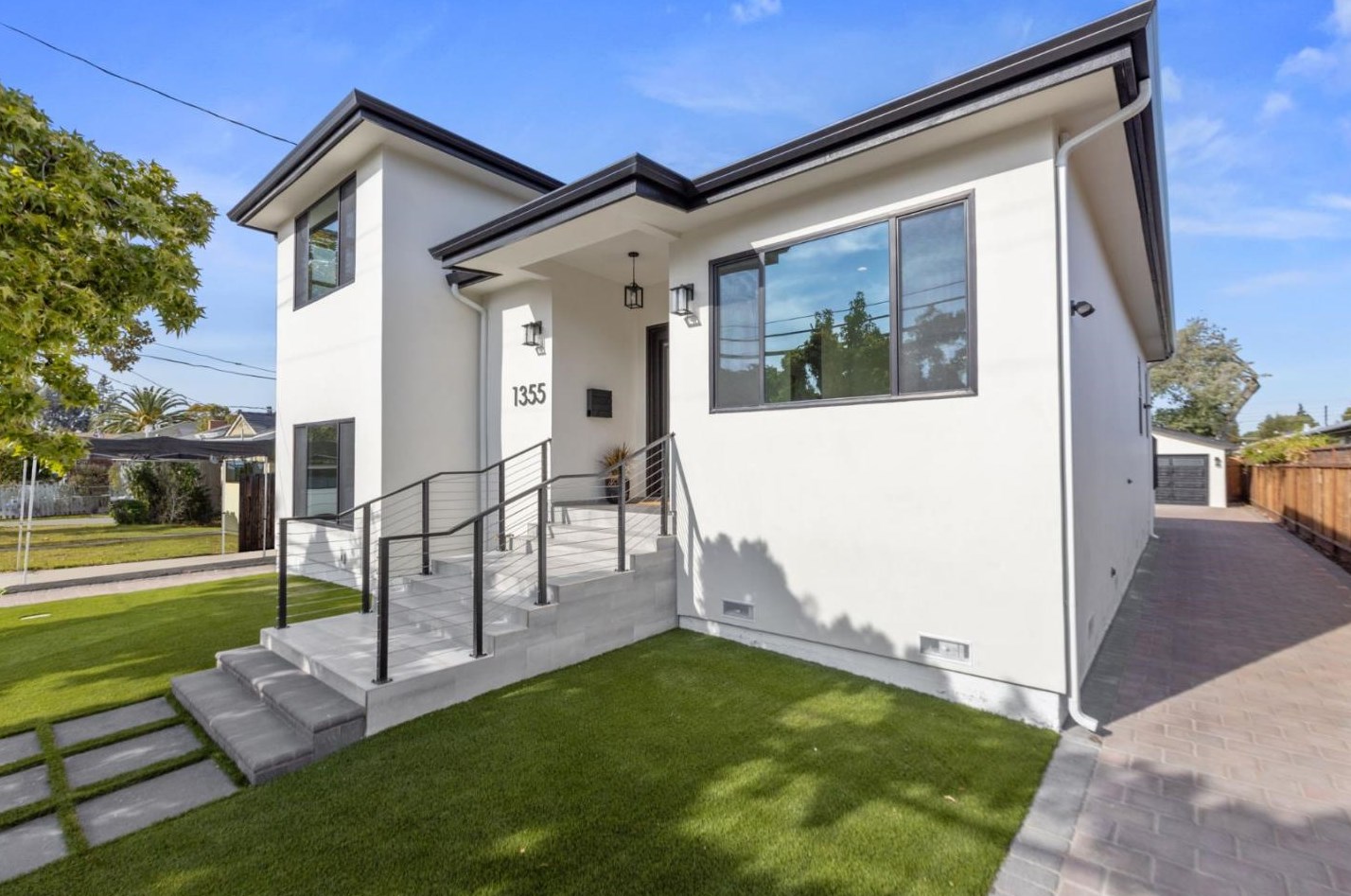 1355 Valota Rd, Redwood City, CA 94061