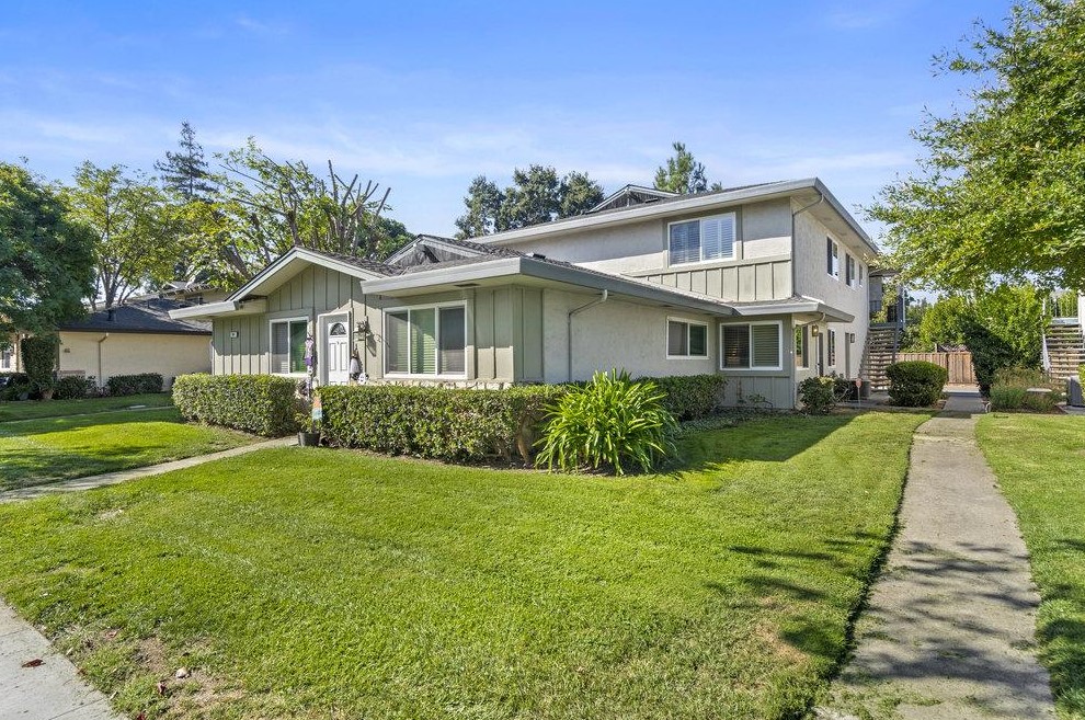 325 3rd St, Campbell, CA 95008-1210