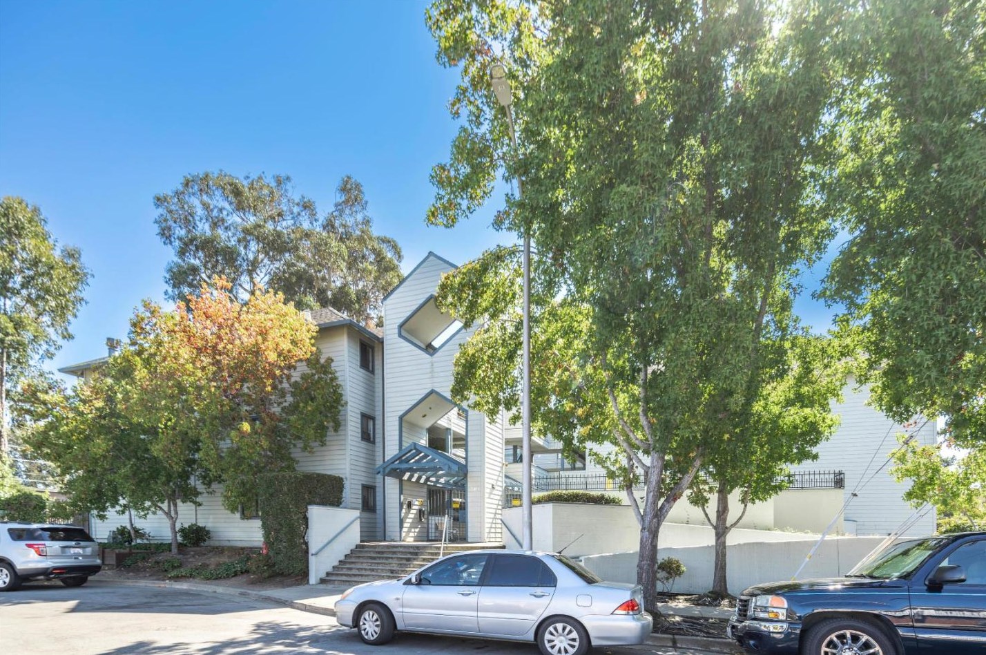 340 Grand Blvd, San Mateo, CA 94401-2318