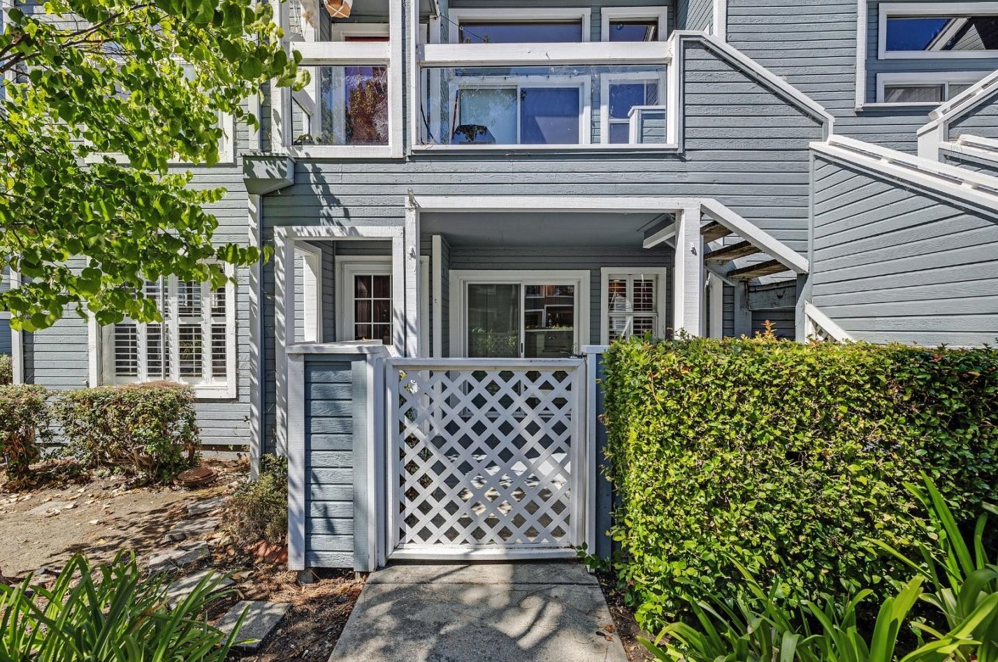 875 Port Walk Pl, Redwood City, CA 94065