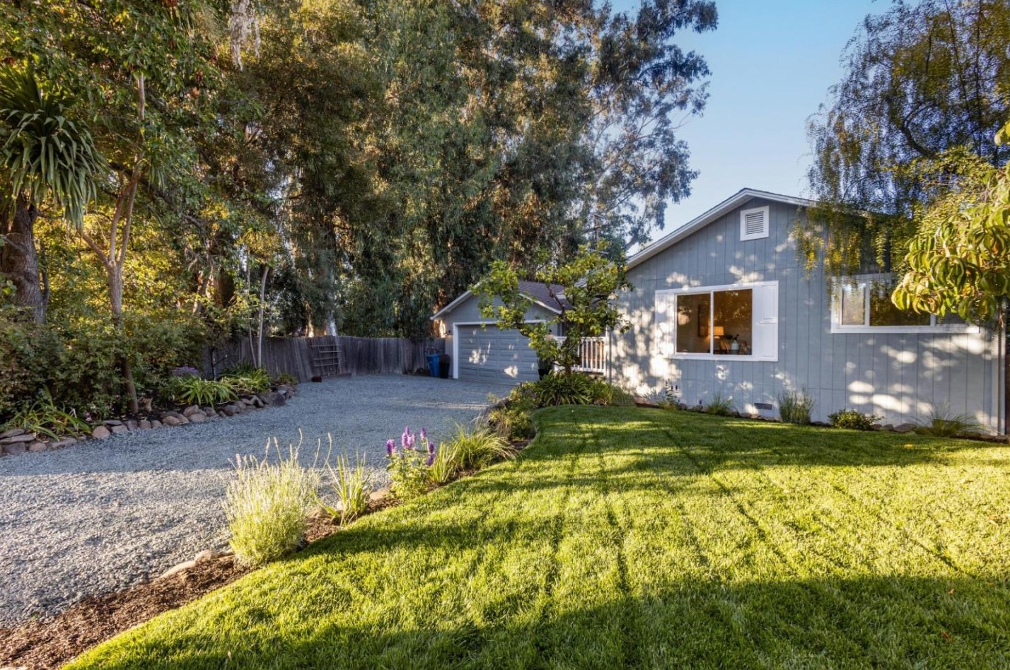 1956 Stafford St, Redwood City, CA 94063