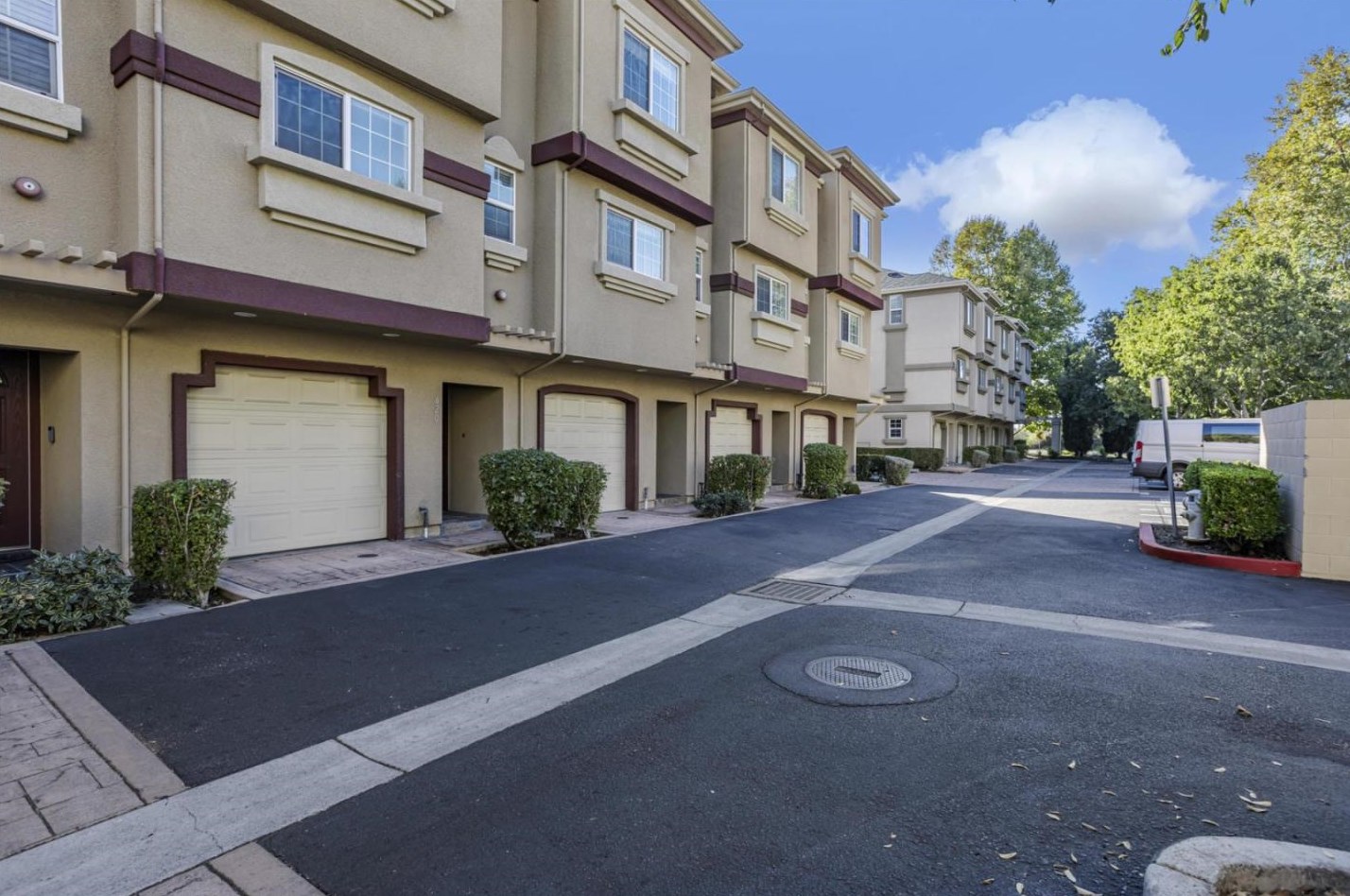 618 Antioch Ter, Sunnyvale, CA 94085-6204