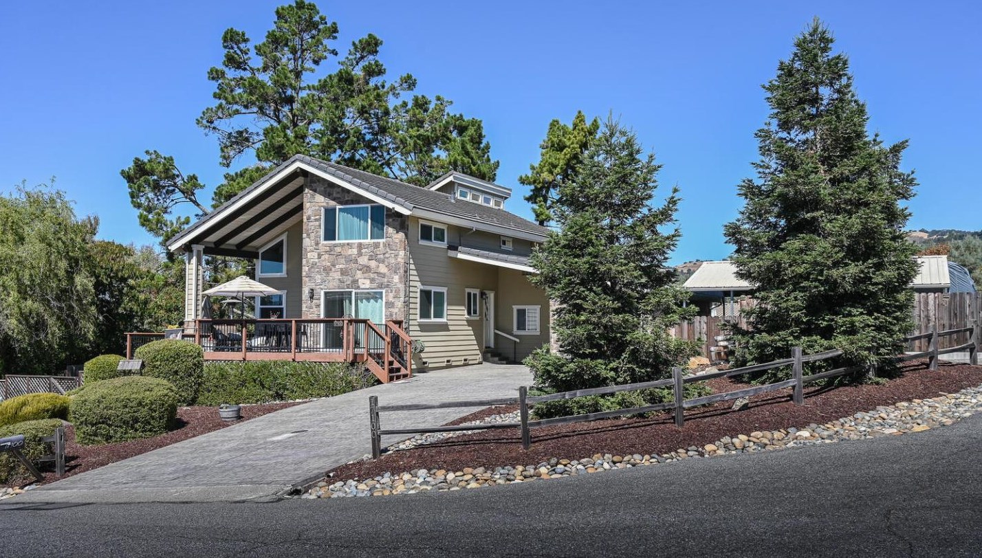 17100 Oak Leaf Dr, Morgan Hill, CA 95037-6621