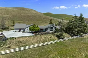 5955 Diablo Hills Rd, Tres Pinos, CA 95075 - Photo 2