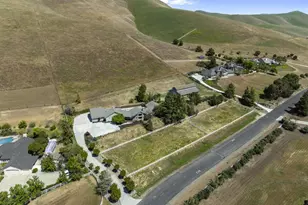 5955 Diablo Hills Rd, Tres Pinos, CA 95075 - Photo 78