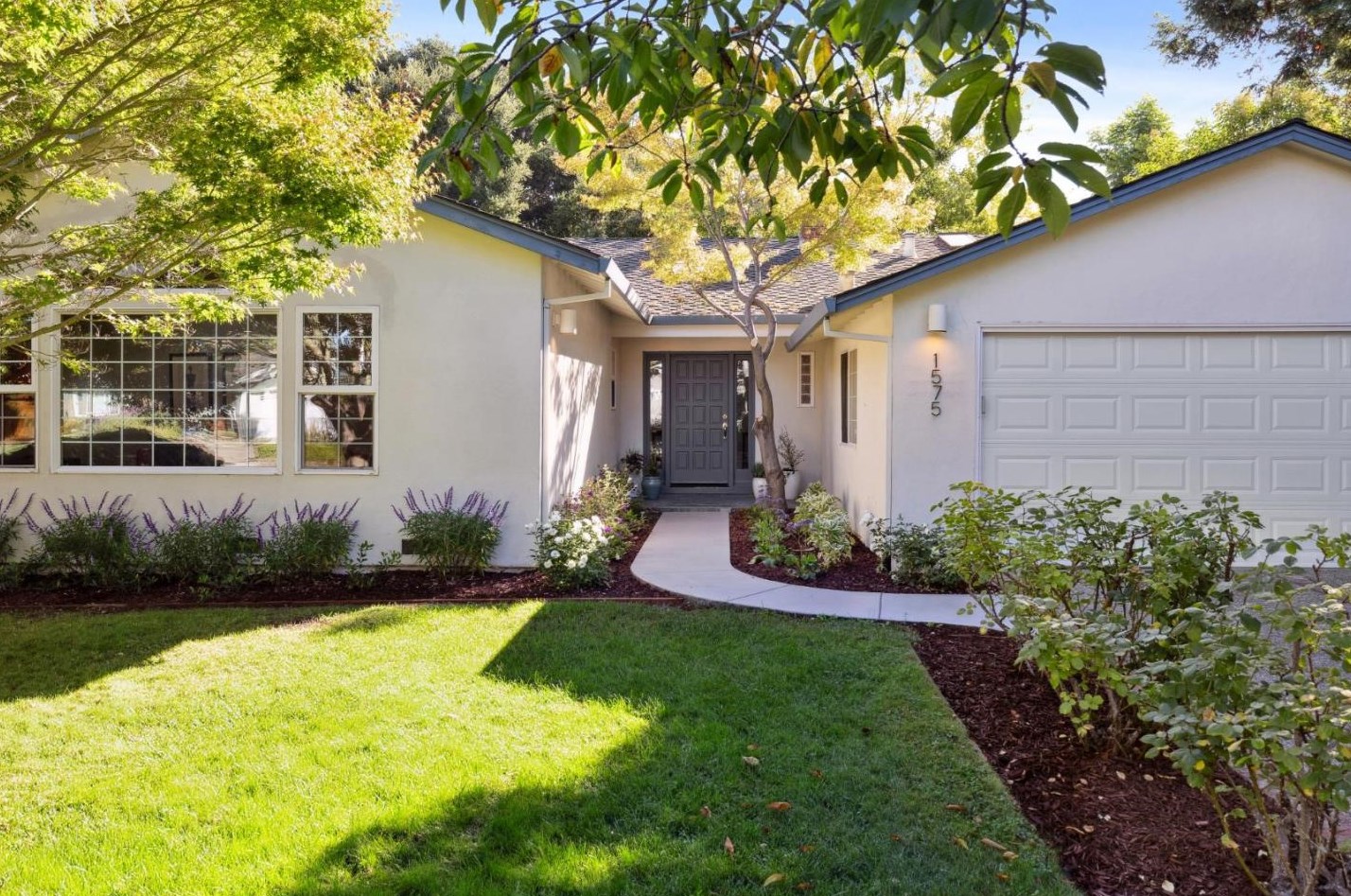 1575 Siesta Dr, Los Altos, CA 94024