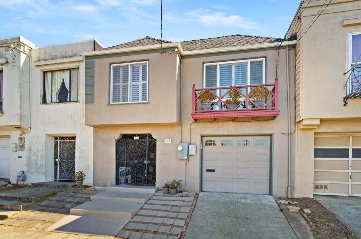 369 Santa Barbara Ave, Daly City, CA 94014