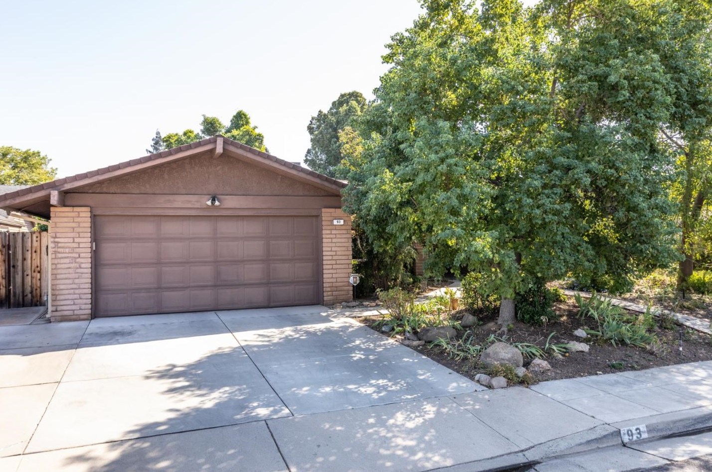 93 Whittier Ave, Clovis, CA 93611-0635