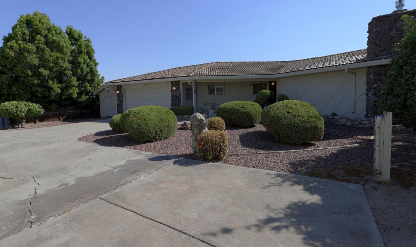 262 Donald Dr, Hollister, CA 95023
