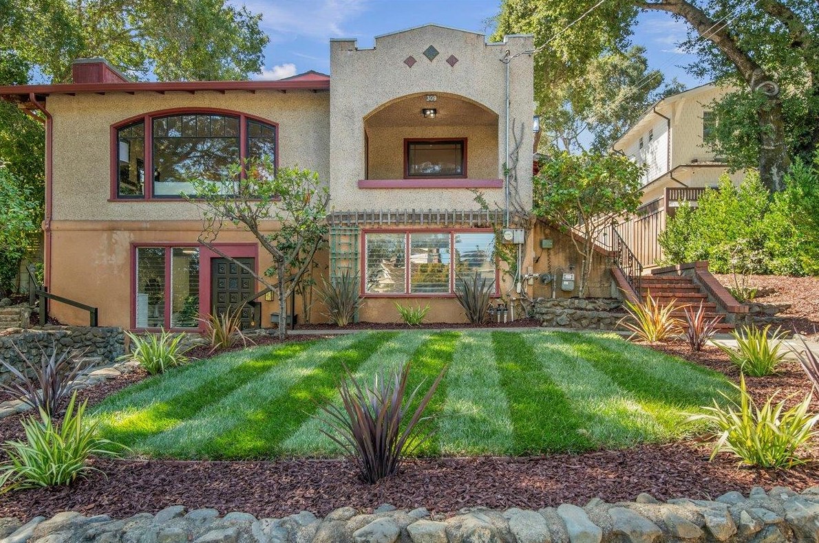 309 Pennsylvania Ave, Los Gatos, CA 95030-5830
