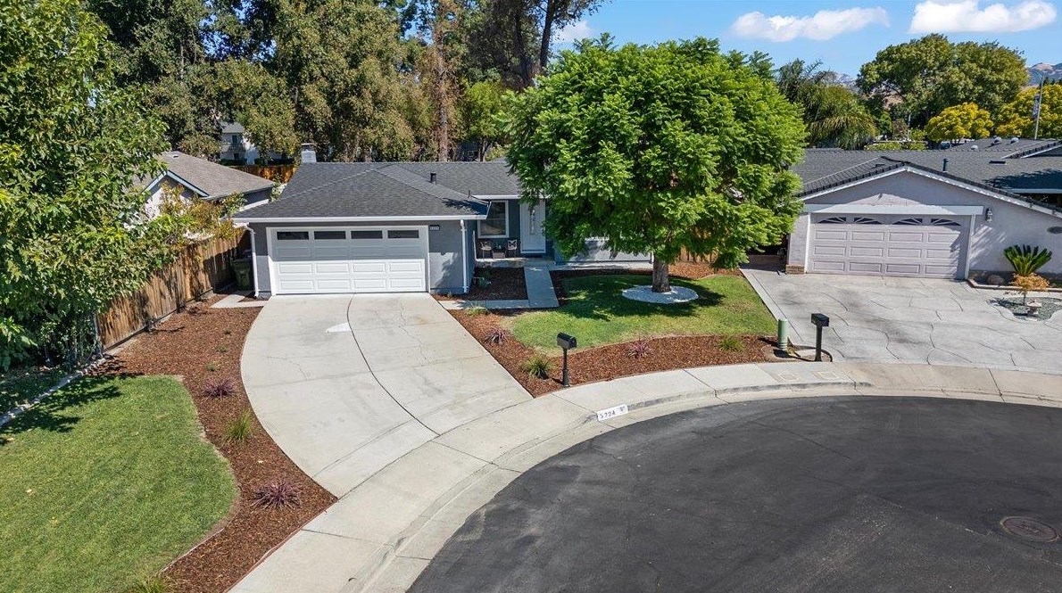 5224 Running Bear Dr, San Jose, CA 95136-3334