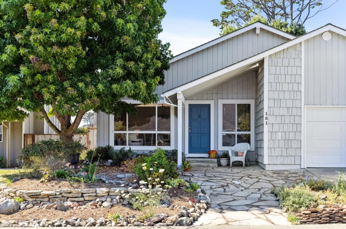 161 Harbour Dr, Princeton by the Sea, CA 94019