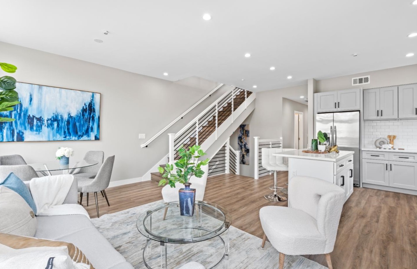 645 Baden Ave 8, South San Francisco, CA 94080