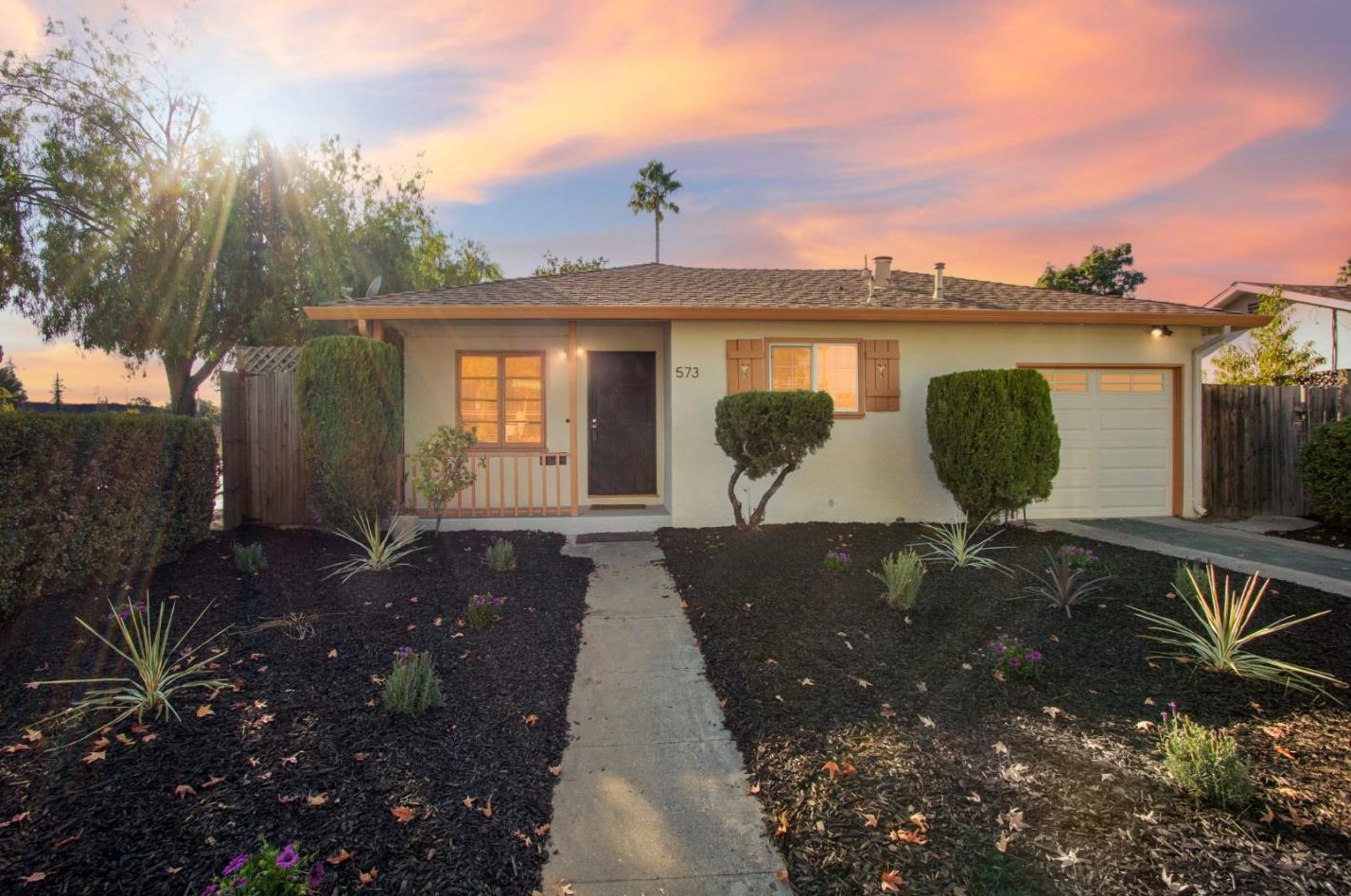 573 Richmond Ave, San Jose, CA 95128-2341