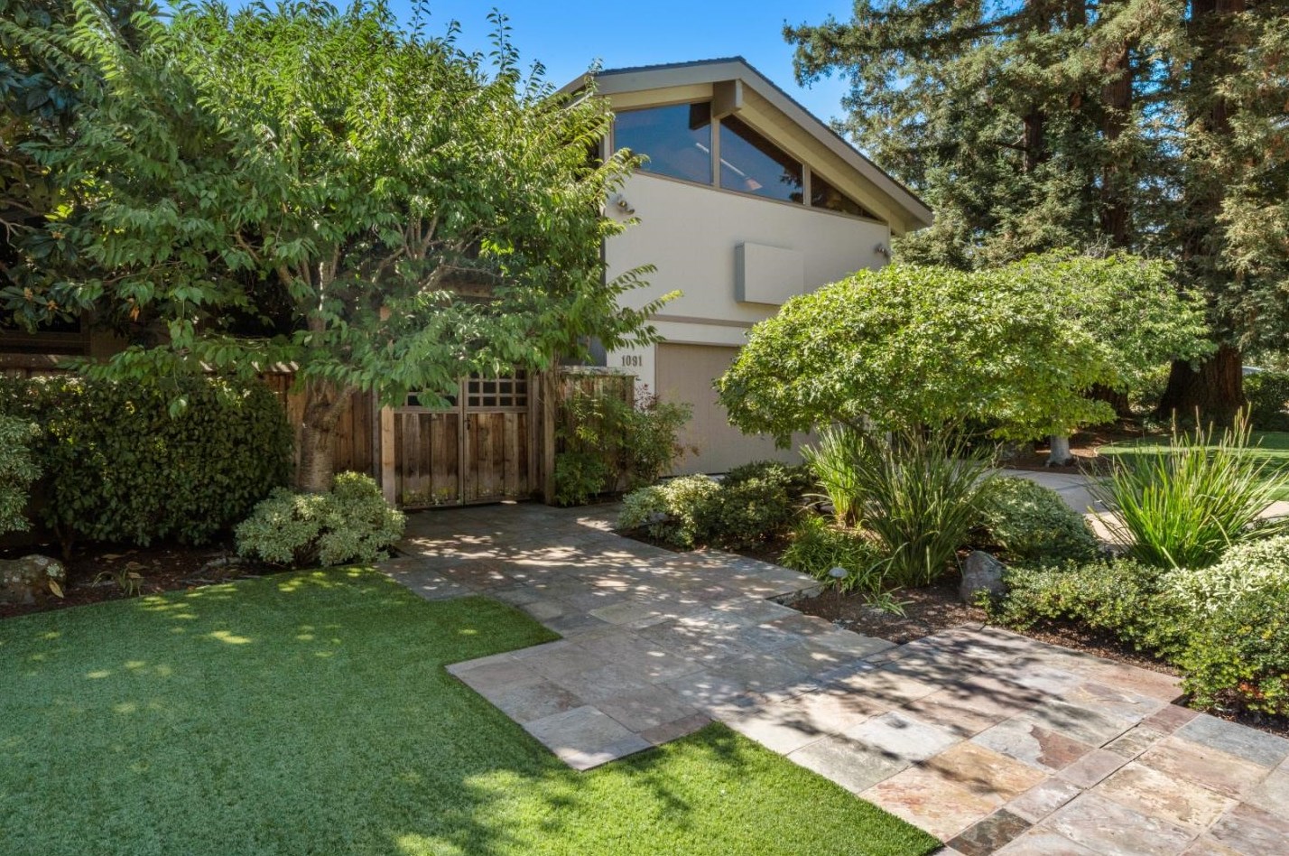 1091 Cathcart Way, Palo Alto, CA 94305