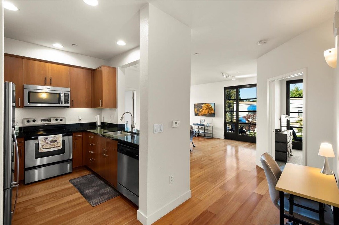104 S 1st St, Campbell, CA 95008