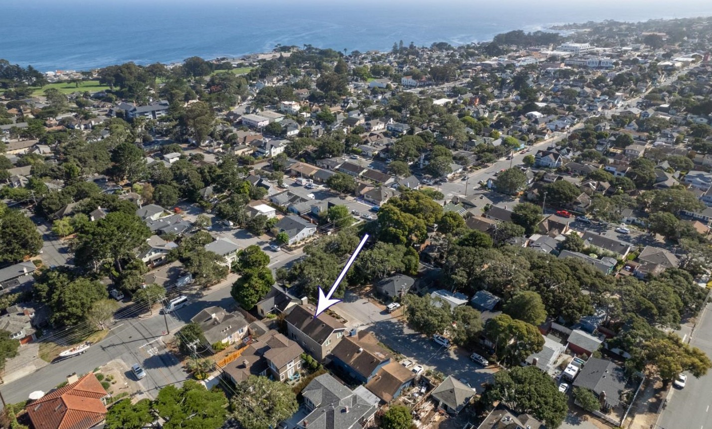 304 Locust St, Del Monte Park, CA 93950