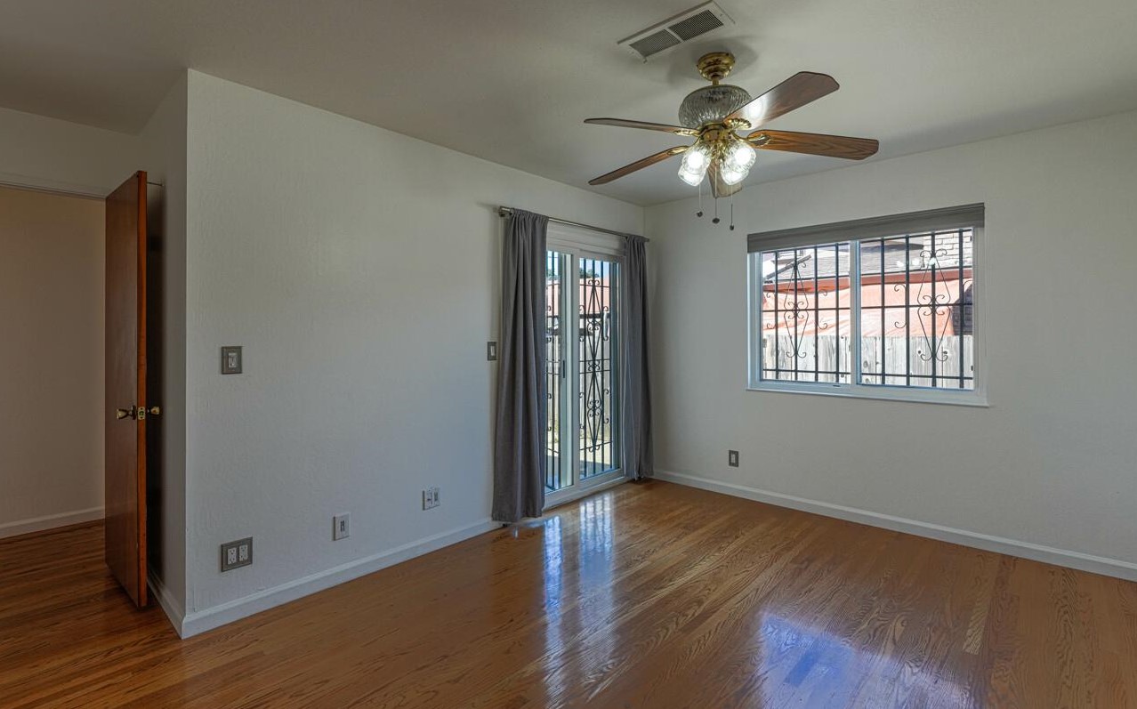 430 Calaveras Dr, Salinas CA 93906-2507 exterior