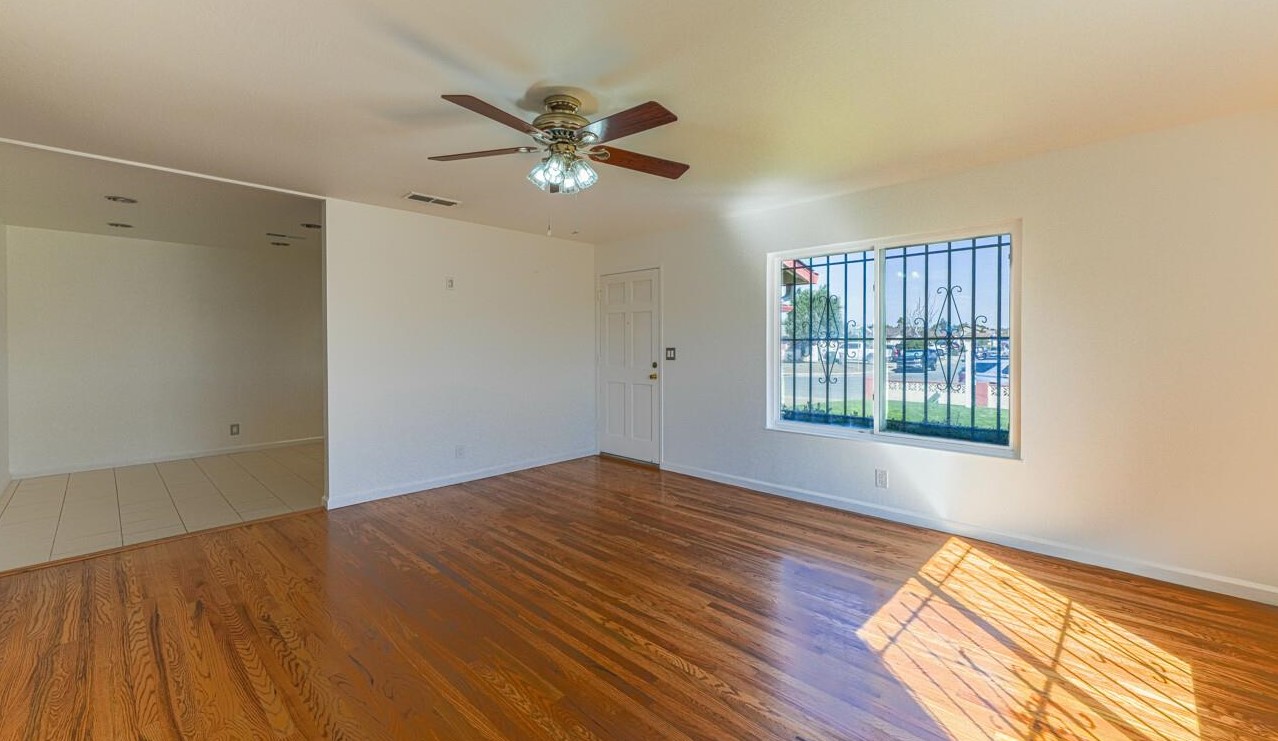 430 Calaveras Dr, Salinas CA 93906-2507 exterior