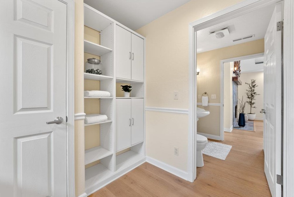 4550 Topaz St, Capitola CA 95010-3141 exterior