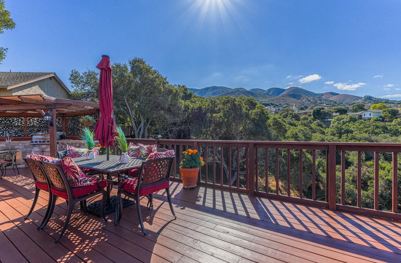 22544 Oak Canyon Rd, Salinas, CA 93908