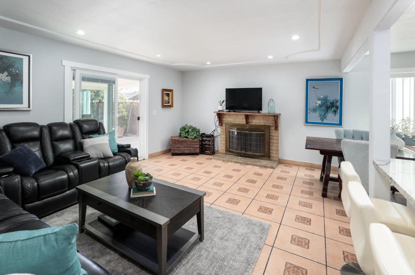 1738 Hillmont Ave, San Jose, CA 95127-4525