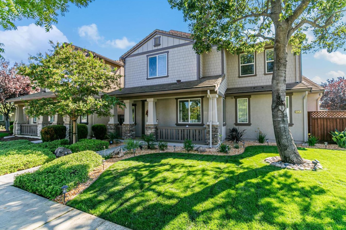 454 Main Ave, Morgan Hill, CA 95037-3744