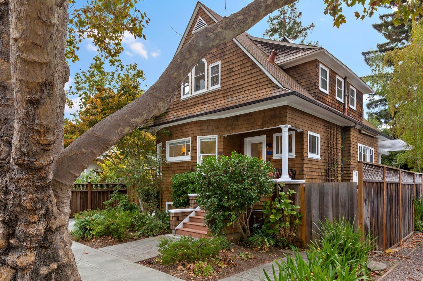 250 Cowper St, Palo Alto, CA 94301-1205