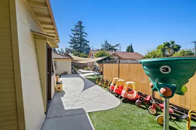 2070 Homestead Rd, Santa Clara, CA 95050 - Photo 56