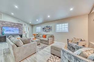 7550 Sandholdt Rd, Moss Landing, CA 95039 - Photo 12