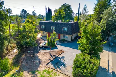 2429 Court St, Redding, CA 96001 - Photo 2